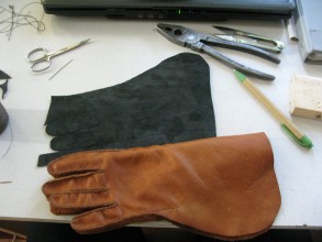 Dámska sokoliarska rukavica